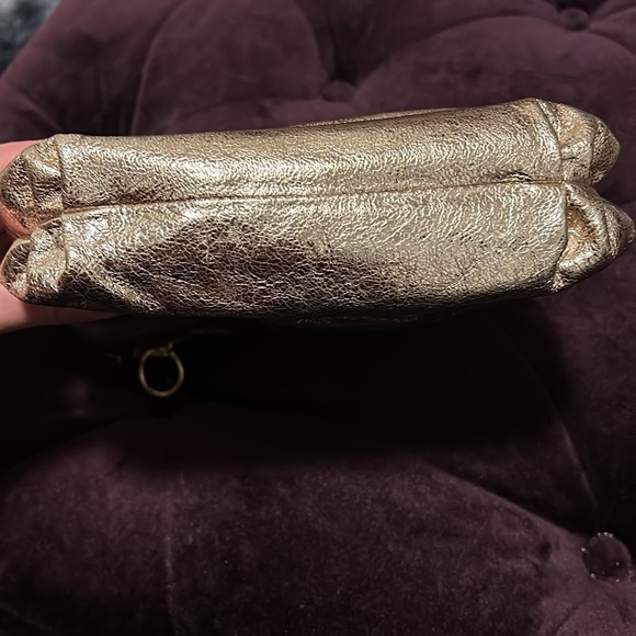 Coach Poppy STAR Leather “Groovy” Gold Crossbody Handbag - Picture 13 of 13